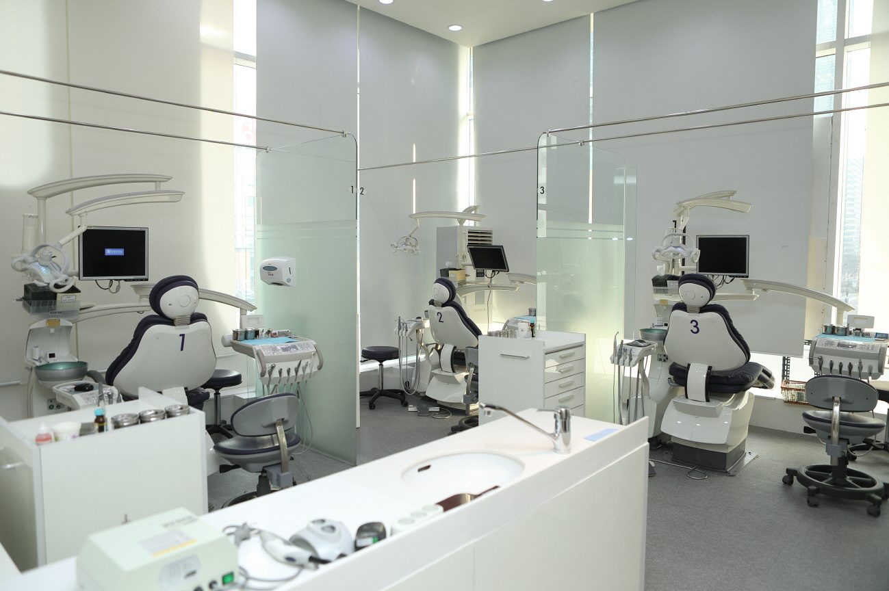 Treatment room of Washington Dental Orthodontic Clinic in Gangnam, Seoul